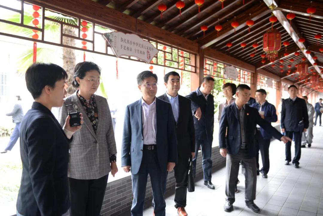 万寿街道新任领导团队引领社区新发展，展现新领导力